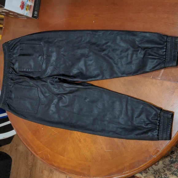 ZARA WOMEN'S PREMIUM COLLECTION-BLACK RIB LEATHER PANTS (MEDIUM) - Picture 9 of 9